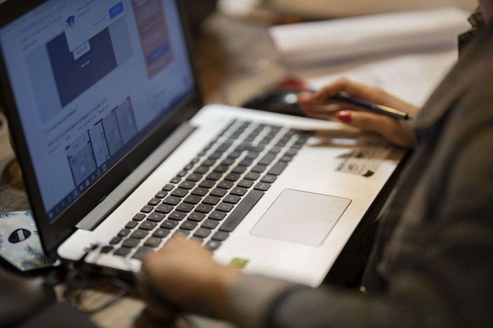 Digitale kurs  slik bygger du en lønnsom og skalerbar kunnskapsbedrift