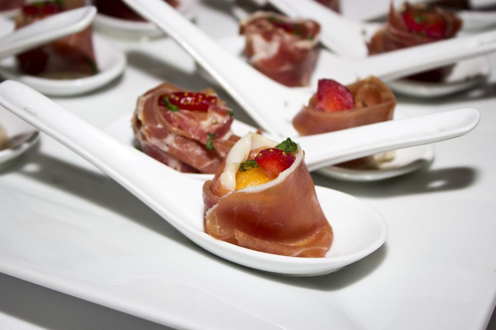 Catering som skaper gode opplevelser  fra hverdagslunsj til store feiringer